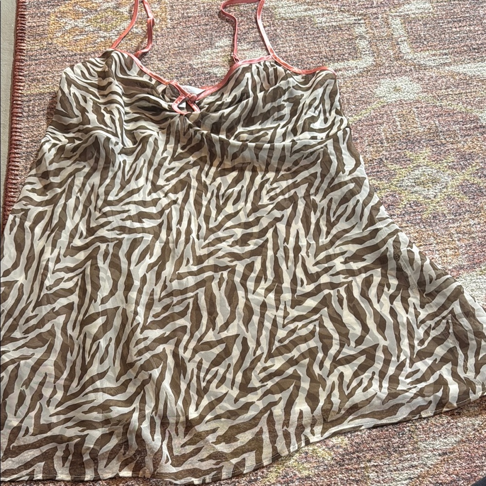 Sexy sensuel cacique Zebra Print size 22/24 (3X) night gown